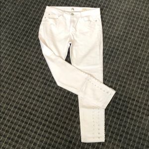 white Jeans
